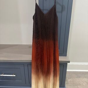 Banana republic pleated maxi